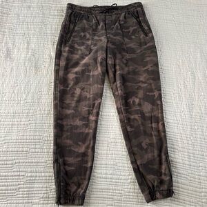 Athleta Women’s Brown & Olive  Camo Athletic Joggers Zip Ankle Size 8